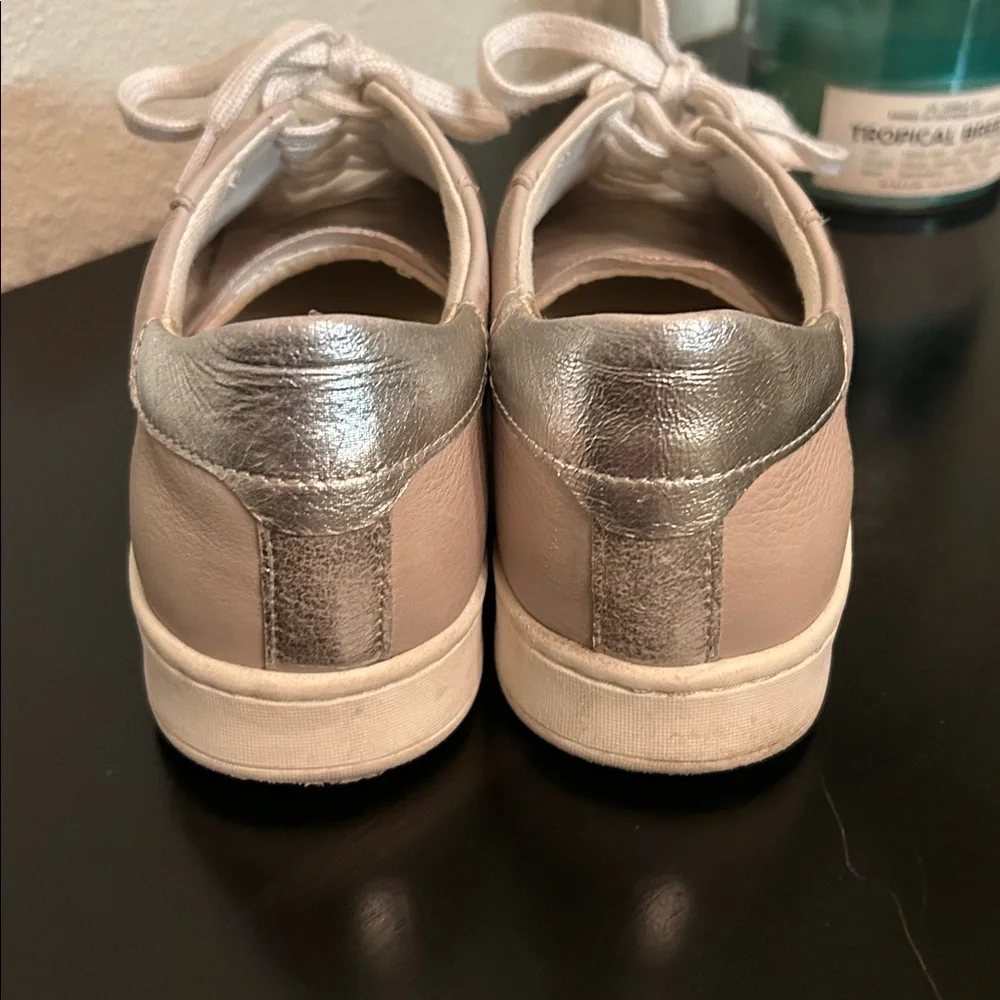 Sam Edelman JOSI Sliver Grey/Light Sone Leather‎ Lace-Up Sneakers Women’s Size 8